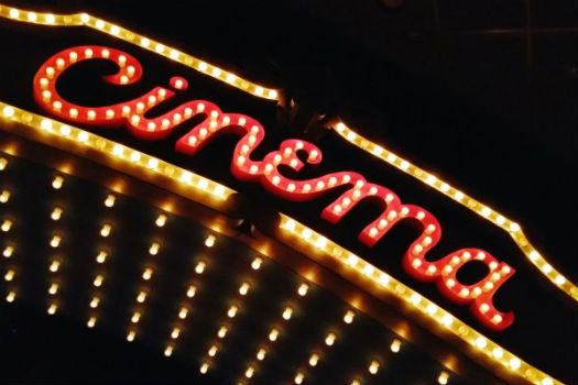 Cartel entrada al cine